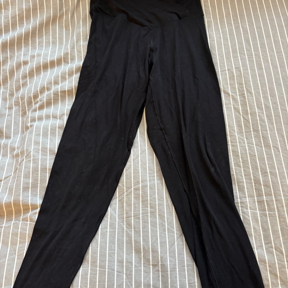 Women's Size L OFFLINE By Aerie Real Me High Waisted Crossover Legging